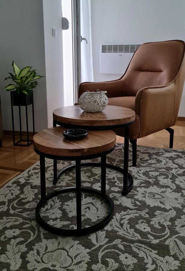 Apartman Tim Lux 1 Vrnjačka Banja Exterior foto